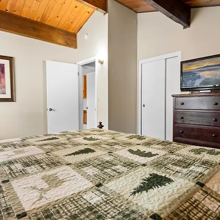 Alpine Oasis - The Location Is Near Restaurants And Primarily Octoberfest Villa